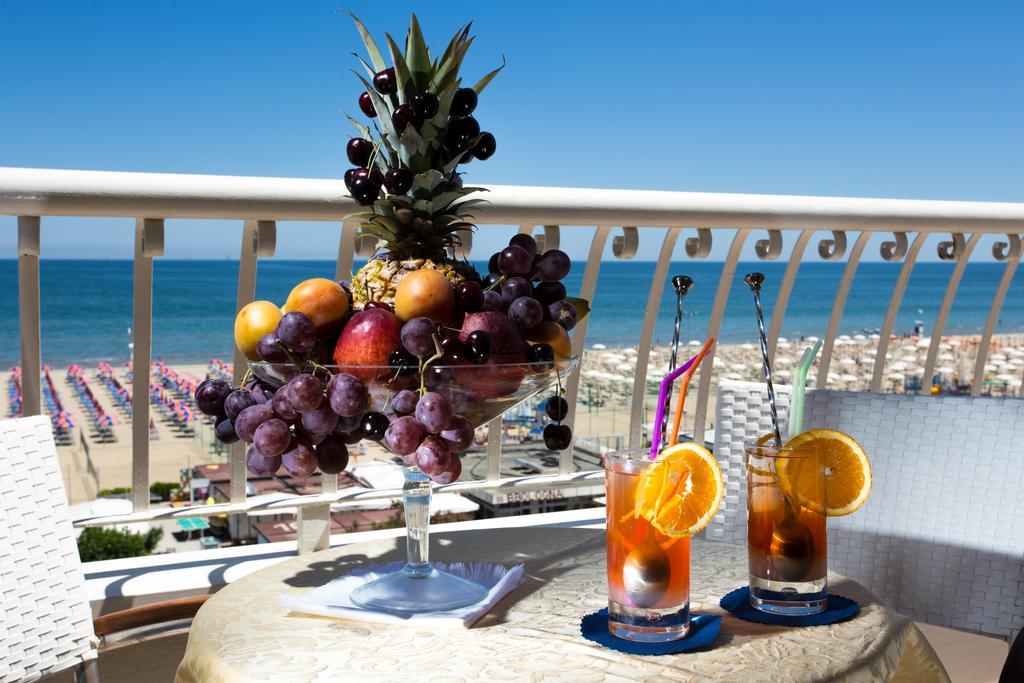 Hotel Gambrinus Cervia Exterior photo
