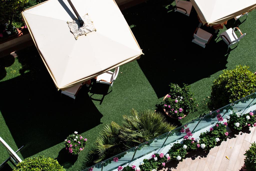 Hotel Gambrinus Cervia Exterior photo