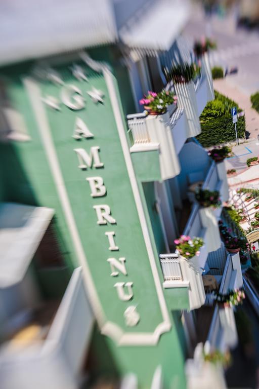 Hotel Gambrinus Cervia Exterior photo