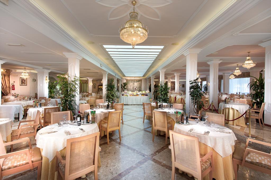 Hotel Gambrinus Cervia Exterior photo